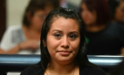 La Salvadorienne Evelyn Hernandez, jugée pour homicide aprÚs avoir perdu son bébé, est acquittée, le 19 août 2019 à San Salvador