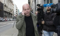 Sven Mary, l'avocat belge de Salah Abdeslam, à son arrivée au siège de la police judiciaire fédérale à Bruxelles le 19  mars 2016