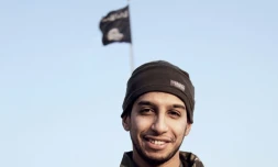 Photo d'Abdelhamid Abaaoud non datée extraite le 16 novembre 2015 du numéro de février 2015 du magazine du groupe Etat islamique EI Dabiq