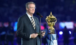 Bernard Lapasset, alors président de World Rugby, ouvre officiellement la Coupe du monde 2015 le 18 septembre à Twickenham à Londres. 