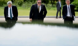 Le secrétaire d'Etat américain Mike Pompeo (centre) lors de sa visite à Pyongyang, le 7 juillet 2018