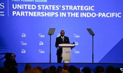 Le secrétaire américain à la Défense Lloyd Austin s'exprime lors du Dialogue Shangri-La, le 1er juin 2024 à Singapour