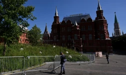 Des policiers sécurisent le centre de Moscou, le 17 août 2023