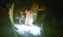 Capture d'écran d'une vidéo publiée le 25 octobre 2015 par la région autonome du Kurdistan irakien, montrant des ex-prisonniers du groupe Etat islamique (EI) libérés lors une opération américano-kurde