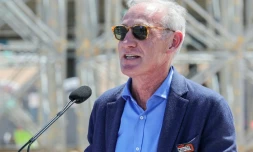 Le PDG de Liberty Media Greg Maffei en marge du GP de F1 de Las Vegas, le 21 avril 2023