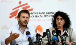 L'organisation Médecins sans frontières (MSF) a lancé un appel aux gouvernements du monde pour que le navire humanitaire Aquarius obtienne un pavillon