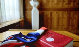 Un exemplaire du code civil à la mairie de Lille, le 5 novembre 2012  