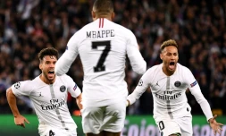 Les Parisiens (de g. à d.) Juan Bernat, Kylian Mbappé et Neymar contre Liverpool en Ligue des champions, le 28 novembre 2018 au Parc des Princes