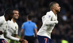 L'attaquant du PSG Kylian Mbappé buteur sur le terrain de Saint-Etienne, le 17 février 2019 au stade Geoffroy-Guichard 