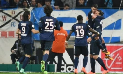 La joie des Parisiens, aprÚs le but d'Angel Di Maria contre Marseille au Vélodrome, le 7 février 2016