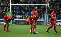 Les joueurs de Toulon, abattus, après leur déroute devant les Wasps à Coventry, le 22 novembre 2015