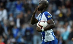 Le milieu de Porto Danilo Pereira célèbre un but en championnat du Portugal contre le Sporting Lisbonne à Porto le 18 mai 2019