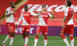 Le capitaine et attaquant de Monaco, Wissam Ben Yedder, célÚbre son but avec ses coéquipiers, lors du match de L1 à domicile contre Dijon, le 11 avril 2021 au stade Louis II