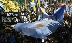 Des partisans de la vice-présidente argentine Cristina Kirchner sur la place de Mai à Buenos Aires le 2 septembre 2022