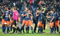 Les joueurs de Montpellier célèbrent leur victoire sur le Paris SG, le 3 décembre 2016 au stade de la Mosson