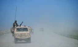 Des forces afghanes patrouillent le 30 avril 2015 à Kunduz, dans le nord du pays, où les talibans ont lancé une vaste offensive