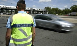 Un gendarme le 8 juillet 2016 à l'entrée de l'A6 à Fleury-en-Bière 