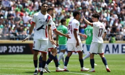 Le PSG, grâce notamment à un but d'Achraf Hakimi, a facilement dominé les Seattle Sounders au Lumen Field le 23 juin 2025 