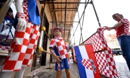 Une boutique de souvenirs aux couleurs de l'équipe nationale de Croatie, le 13 juillet 2018 à Zagreb