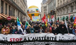 Manifestation à Paris contre l'austérité budgétaire le 2 décembre 2025