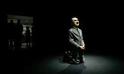 L'oeuvre "Lui" de l'artiste italien Maurizio Cattelan, montrée le 29 avril 2016 à New York