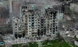 Photo non datée publiée le 21 mai 2023 par un service de presse militaire ukrainien montrant des bùtiments détruits dans la ville ukrainienne de Bakhmout