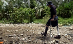 Le Vénézuélien Marcel Maldonado près de Bajo Chiquito au Panama à la sortie de la jungle du Darien, le 21 septembre 2023