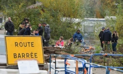 Des membres de la communauté des gens du voyage à Moirans le 21 octobre 2015