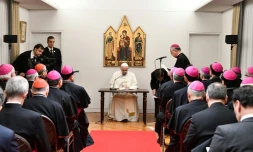Le pape François rencontre des Ă©vĂȘques Ă la nonciature apostolique Ă Tokyo le 23 novembre 2019
