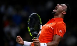 Arthur Fils après sa victoire face à l'Allemand Jan-Lennard Struff au deuxième tour du Masters 1000 de Paris-Bercy, le 30 octobre 2024