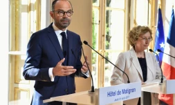 Le Premier ministre Edouard Philippe et la ministre du Travail Muriel Pénicaud, lors d'une conférence de presse sur la réforme du droit du travail, le 31 août 2017 à l'hôtel Matignon, à Paris