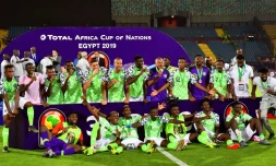Le NigĂ©rians fĂȘtent leur 3e place Ă la CAN, le 17 juillet 2019 au Caire