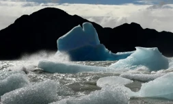 Un glacier dans le parc national Torres del Paine, au Chili, le 27 novembre 2019 