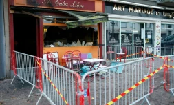 Vue extĂ©rieure du bar Cuba Libre oĂč un indendie a fait au moins 6 morts, le 6 aoĂ»t 2016 Ă Rouen
