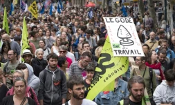 Des manifestants défilent contre la réforme du droit du travail le 12 septembre 2017 à Toulouse
