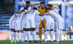 Les joueurs de l'équipe de France Espoirs, avant leur match de l'Euro U21 contre l'Islande, le 31 mars 2021 à Gyirmot, près de Gyor (Hongrie)