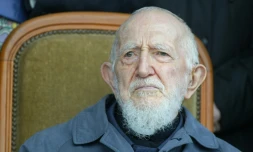 L'abbé Pierre le 1er février 2004 à Paris
