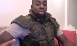 Image tirée d'une vidéo le 11 janvier 2015 diffusée sur les réseaux sociaux islamistes montrant un homme disant s'appeler Amédy Coulibaly