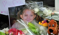 Une photo de Fiona au milieu d'un parterre de fleurs, le 29 septembre 2013 à Clermont-Ferrand