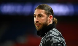 L'Espagnol Sergio Ramos avant le match de Ligue 1 entre le Paris SG et Reims au Parc des Princes, à Paris, le 23 janvier