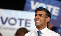 Le Premier ministre britannique et chef du parti conservateur, Rishi Sunak, lors d'un meeting de campagne Ă l'ExCeL, le 22 mai 2024 Ă Londres