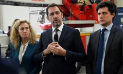 Les ministres de la Justice Nicole Belloubet, de l'Intérieur Christophe Castaner et de la Ville Julien Denormandie à Chanteloup-les-Vignes (Yvelines) le 5 novemebre 2019