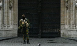 Un soldat belge sur la Grand Place de Bruxelles, le 22 novembre 2015