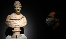 Portrait de Faustine l'ancienne, au musée de la Romanité à Nîmes, le 10 novembre 2021