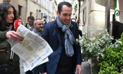 Pierre Jouvet, chef des négociateurs socialistes, à son arrivée au siège de LFI à Paris le 2 mai 2022