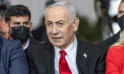 Le Premier ministre israélien Benjamin Netanyahu assiste à une cérémonie à Jérusalem-Est, prÚs de la barriÚre de séparation avec la ville de Ramallah, en Cisjordanie occupée par Israël, le 5 juillet 2026