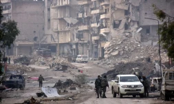 Des soldats du régime syrien dans le quartier de Soukkari à Alep, le 23 décembre 2016