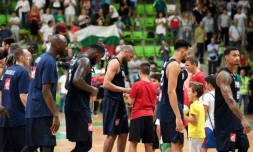 Les joueurs de l'équipe de France battus par la modeste Bulgarie en qualification du Mondial-2019 à Botevgrad, le 13 septembre 2018