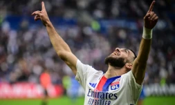 L'attaquant de Lyon Georges Mikautadze fête un but contre Auxerre en Ligue 1, le 27 octobre 2024 à Décines-Charpieu