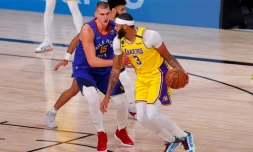 Anthony Davis, des Los Angeles Lakers, en finale de Conférence Oest de NBA contre les Denver Nuggets le 18 à Lake Buena Vista en Floride